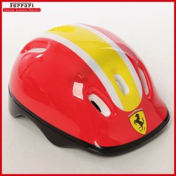 Kolečkové brusle, přilba, chrániče - FERRARI